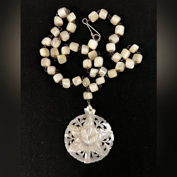 Handmade MOP Necklace - Picture 15 of 15